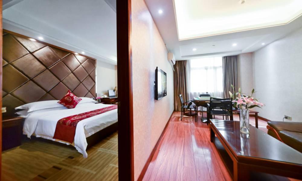 Vienna Hotel Nanning Jiangnan Wanda Exterior photo